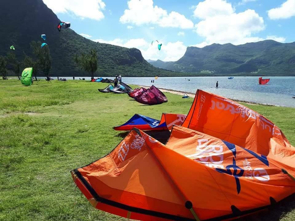 Equinox Kite Villa La Gaulette Esterno foto