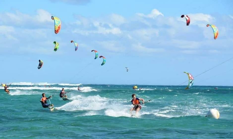 Equinox Kite Villa La Gaulette Esterno foto